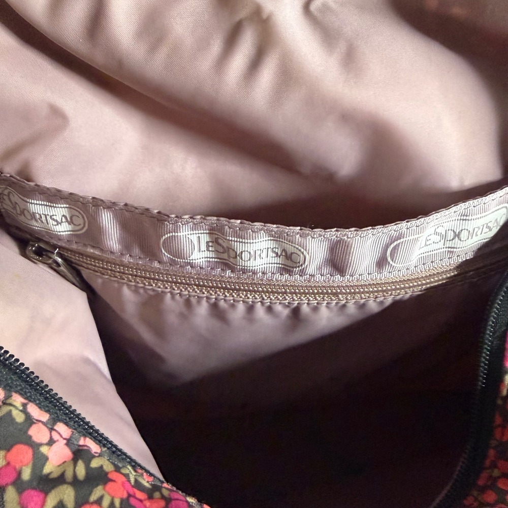 LeSportsac Pink Floral Lightweight Crossbody Bag Adjustable Strap Travel Messeng - Picture 10 of 11